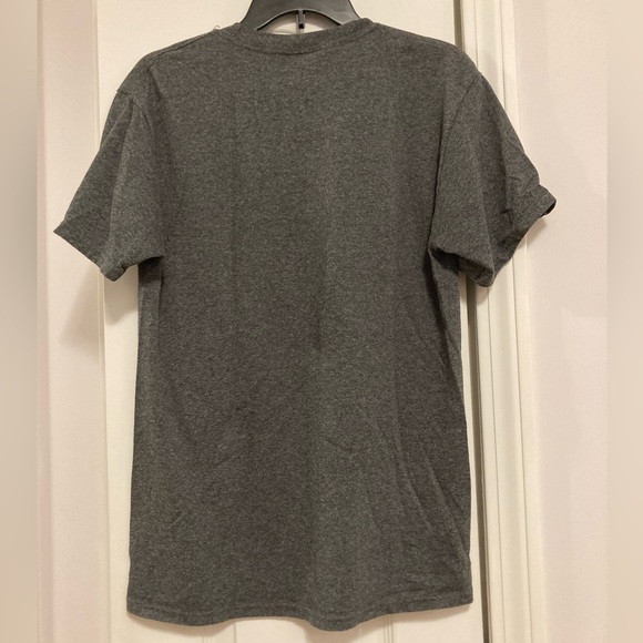 University of New Haven UNH Short Sleeve Tee, size Medium - Picture 2 of 3